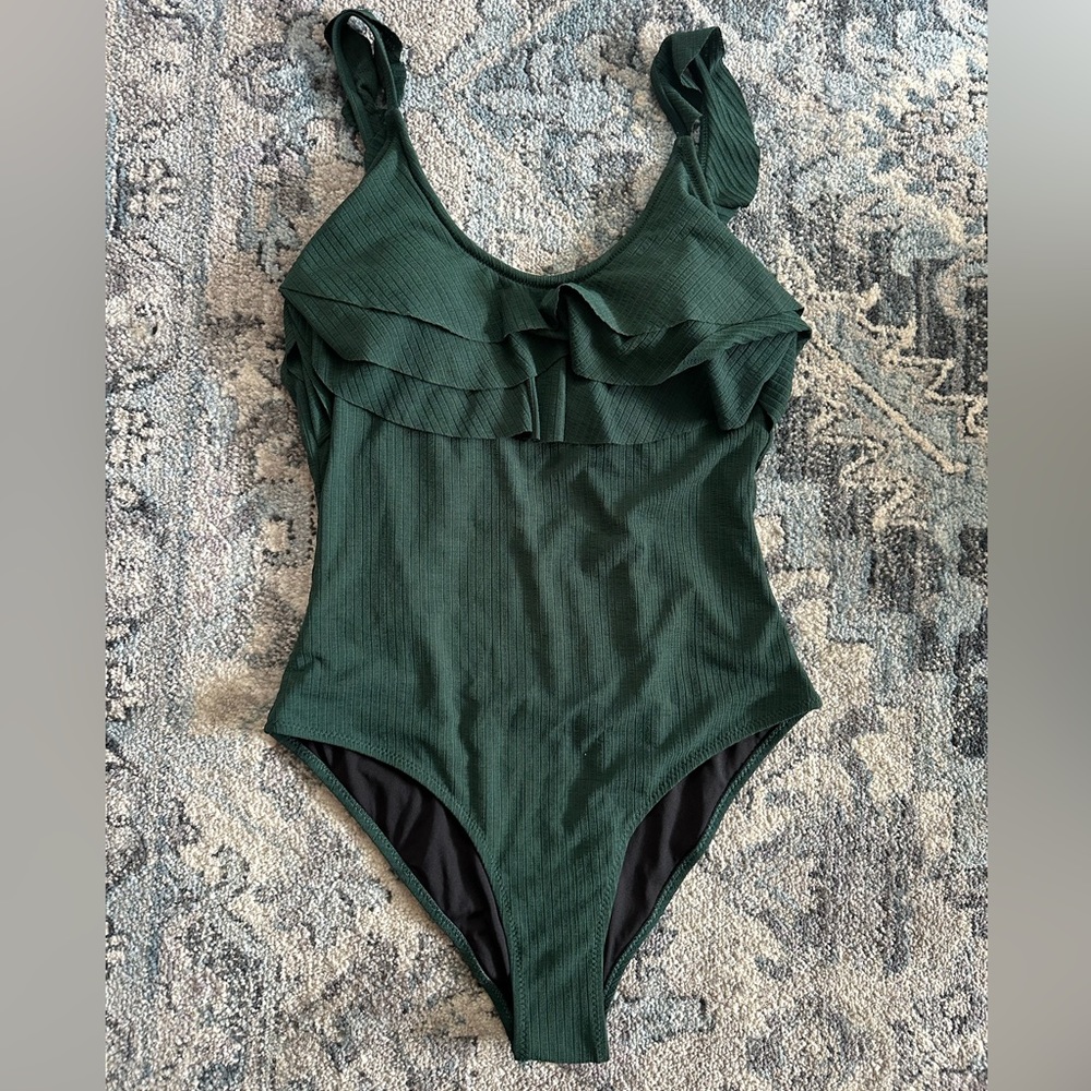 NWT Cupshe One piece